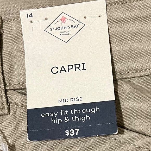 St John's Bay Women’s Capris, mid rise, slender fit, size 14, new with tags - Picture 5 of 15